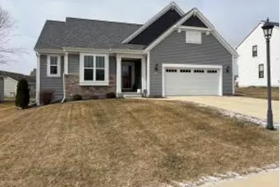 615  Lambert Dr, Slinger, WI 53086 - Photo 1