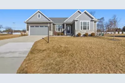 N55W20134  Magnolia Ln, Menomonee Falls, WI 53051 - Photo 1