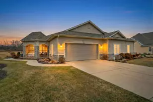 W162N5503 Westwind Dr, Menomonee Falls, WI 53051 - Photo 1