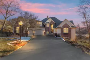 743 Royal Troon Ct, Oconomowoc, WI 53066 - Photo 1