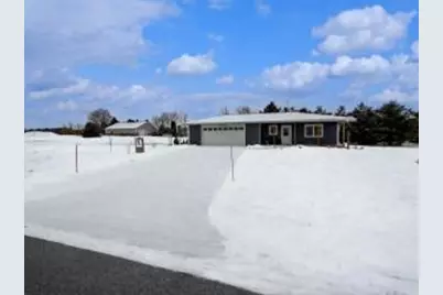 90  McDermott Ct, Random Lake, WI 53075 - Photo 1