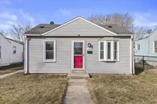 1616 Oregon St, Racine, WI 53405 - Photo 1