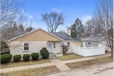 505  77th St, Kenosha, WI 53143 - Photo 1