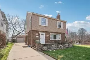 1601 E Menlo Blvd, Shorewood, WI 53211 - Photo 1