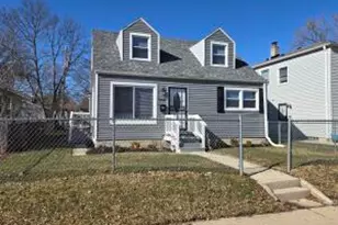 4833 N 20th St, Milwaukee, WI 53209 - Photo 1