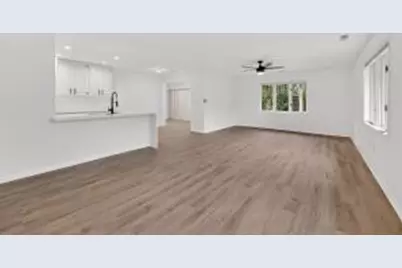 7419  Mequon Square Dr, Mequon, WI 53092 - Photo 1