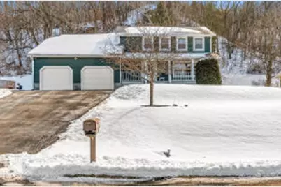 4304  Meadowlark Ln, La Crosse, WI 54601 - Photo 1