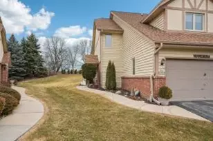 N34w23838 Grace Ave, Pewaukee, WI 53072 - Photo 1