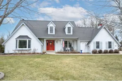 N51W16948  Fair Oak Pkwy, Menomonee Falls, WI 53051 - Photo 1