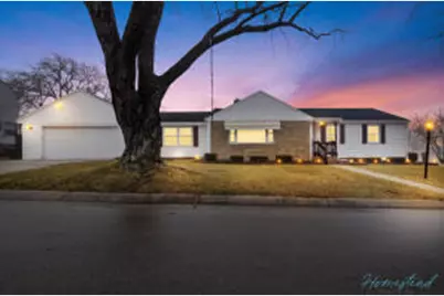 4630 W Anthony Dr, Greenfield, WI 53219 - Photo 1