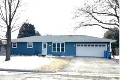 422  Janet Ln, Watertown, WI 53094 - Photo 1