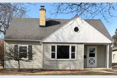 1160 N 9th Ave, West Bend, WI 53090 - Photo 1