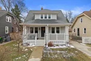 2005 E Beverly Rd, Shorewood, WI 53211 - Photo 1