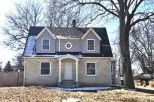 252 E Washington St, Jefferson, WI 53549 - Photo 1