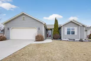 9518 Jasmine Ct, Sturtevant, WI 53177 - Photo 1