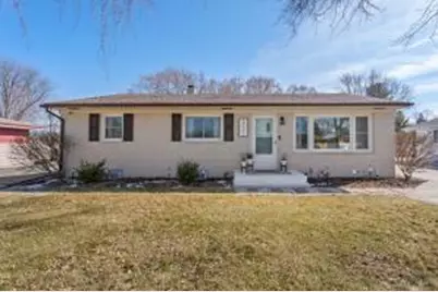 2721  Arrowhead St, Racine, WI 53402 - Photo 1