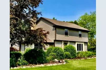 W184N8293  Tours Dr, Menomonee Falls, WI 53051 - Photo 1