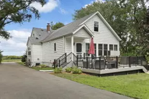 9105 Gittings Rd, Racine, WI 53406 - Photo 1