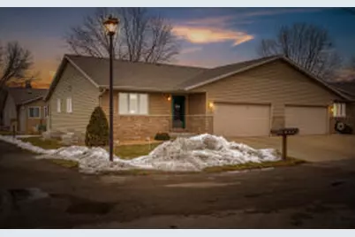 3301  Rosehill Pl, La Crosse, WI 54601 - Photo 1