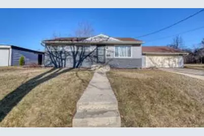 1516  Evergreen Dr, Waukesha, WI 53188 - Photo 1