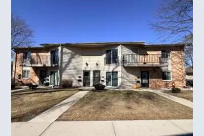 W168N11523  El Camino Dr, Germantown, WI 53022 - Photo 1