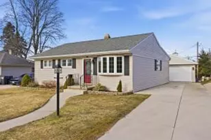 802 Forest Cir, Manitowoc, WI 54220 - Photo 1