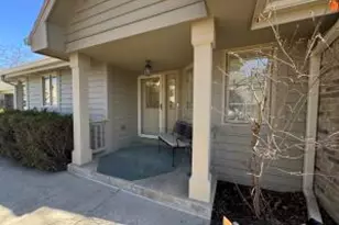 N21W24305 Cumberland Dr, Pewaukee, WI 53072 - Photo 1