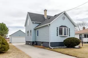 1401 S 31st St, Manitowoc, WI 54220 - Photo 1