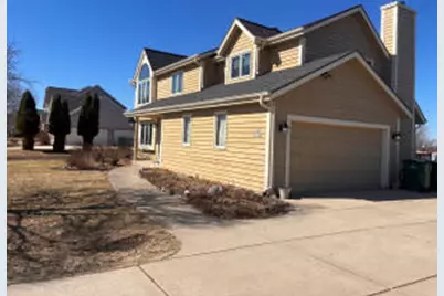 N64W15856  Wildflower Dr, Menomonee Falls, WI 53051 - Photo 1
