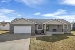 2021 Cedarwood Ave, Sparta, WI 54656 - Photo 1