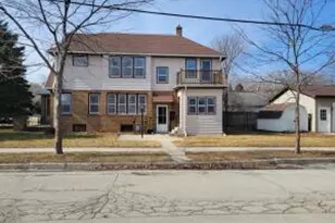 502 W Oakland Ave, Port Washington, WI 53074 - Photo 1
