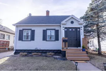 1920  16th St, La Crosse, WI 54601 - Photo 1