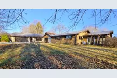 4112  Scarborough Dr, Richfield, WI 53076 - Photo 1
