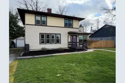 115  Maple Ave, Walworth, WI 53184 - Photo 1
