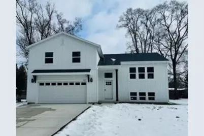560  Lincoln St, Palmyra, WI 53156 - Photo 1