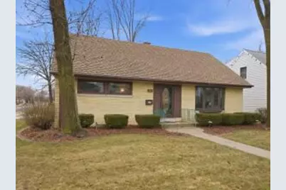 1402 N 21st St, Manitowoc, WI 54220 - Photo 1