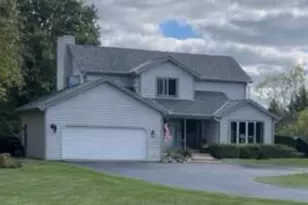 W253S10980 Hunters Run, Vernon, WI 53149 - Photo 1