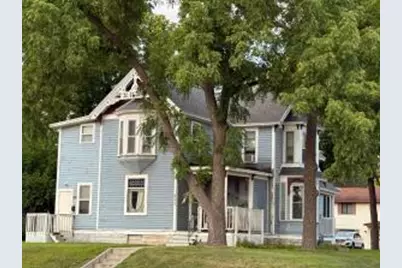 823  West Ave #821, La Crosse, WI 54601 - Photo 1