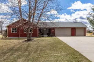 W7945 Vermeer St, Holland, WI 54636 - Photo 1