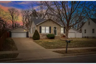 1007  Wilson St, Onalaska, WI 54650 - Photo 1