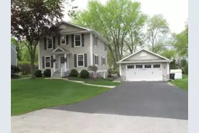 W269N2723  Lelah Ave, Pewaukee, WI 53072 - Photo 1