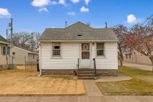 2500 17th St, La Crosse, WI 54601 - Photo 1
