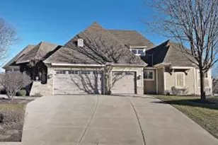 2907 Broken Arrow Ct, Waukesha, WI 53189 - Photo 1