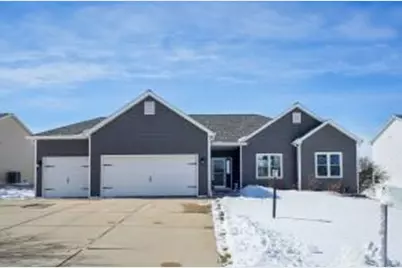N8333  Whippoorwill Rd, Ixonia, WI 53036 - Photo 1