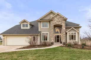 W360N7572 Thomas Dr, Oconomowoc, WI 53066 - Photo 1