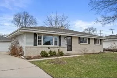1553  Parknoll Ln, Port Washington, WI 53074 - Photo 1