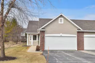 1014 Algoma Dr, Port Washington, WI 53074 - Photo 1