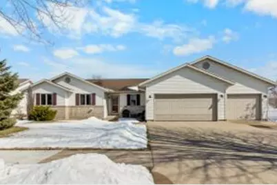 1516  Johnson St, Onalaska, WI 54650 - Photo 1