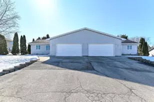 5971 Christine Ct, Lyons, WI 53105 - Photo 1