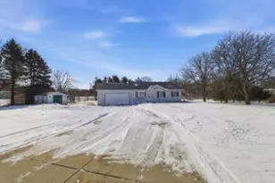 27741 Kramer Rd, Racine, WI 53185 - Photo 1
